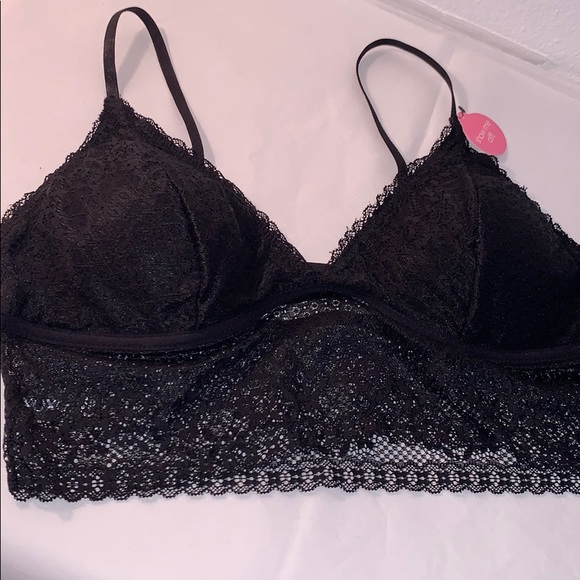 NWT. Supportive and cute bra. - Picture 2 of 6